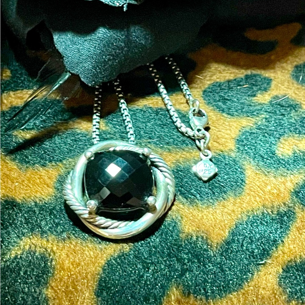 David Yurman Black Onyx and sterling necklace - Picture 3 of 6